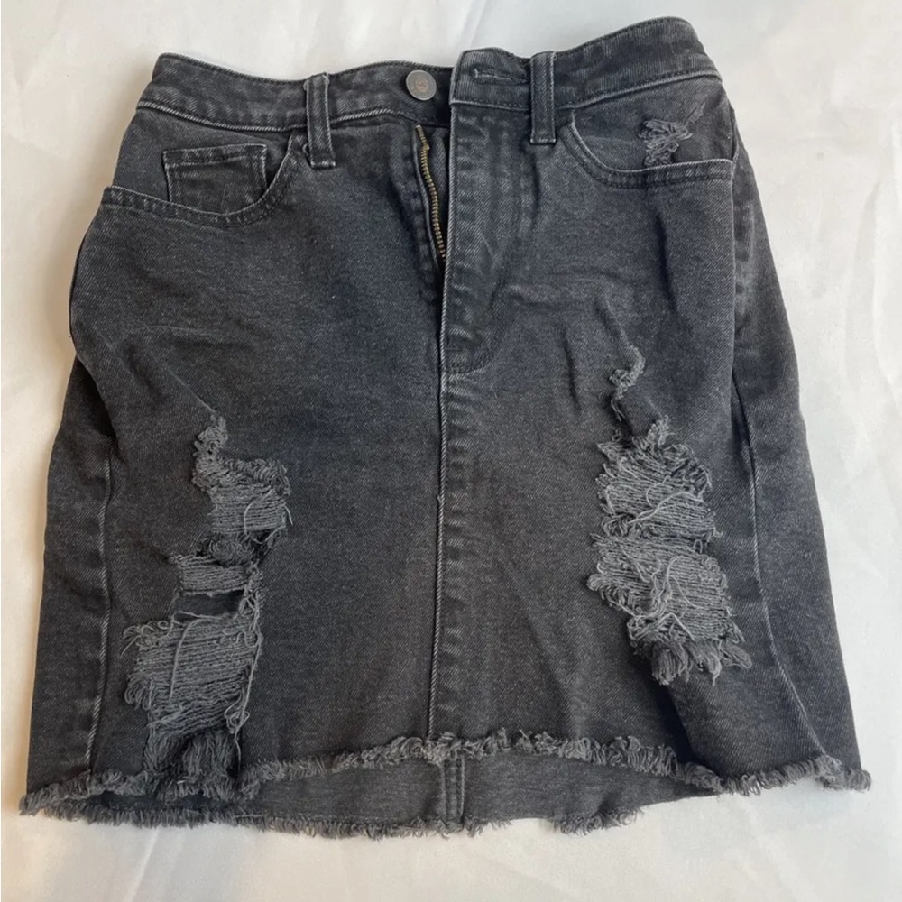 Hollister Black Distressed Ultra High-Rise Denim Skirt with Pockets Size 0/W24